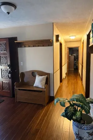 $239,900 | 106 West 4th Street, Hoffman, IL 62250