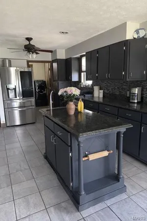$239,900 | 106 West 4th Street, Hoffman, IL 62250