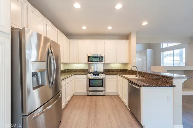 $6,100 | 7676 Park Bay Drive, Huntington Beach, CA 92648