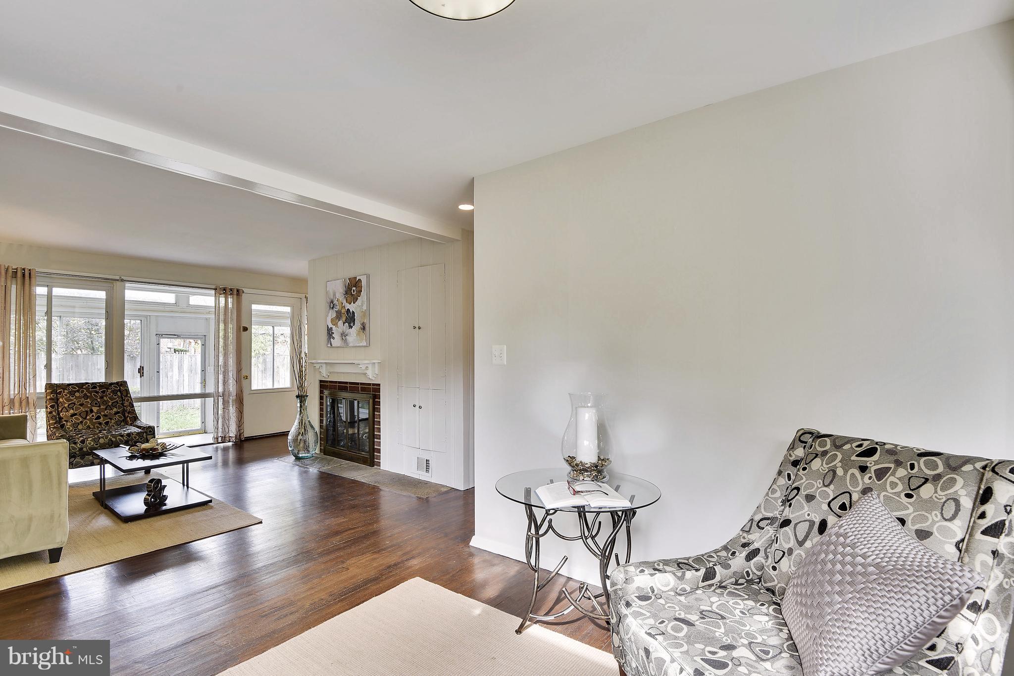 9906 Forest Grove Drive Silver Spring, MD 20902 - Photo 13 of 29 Interior (General)