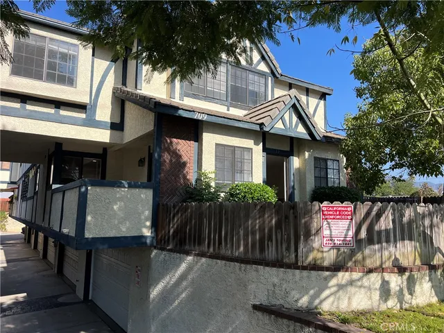 $2,800 | 709 West Duarte Road, Unit A, Monrovia, CA 91016