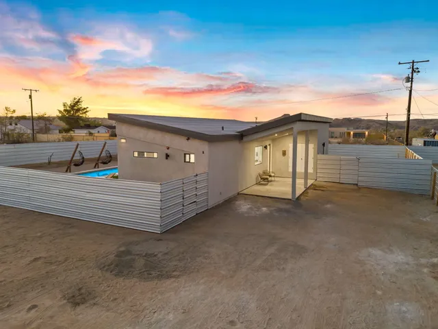 a view of a terrace with view