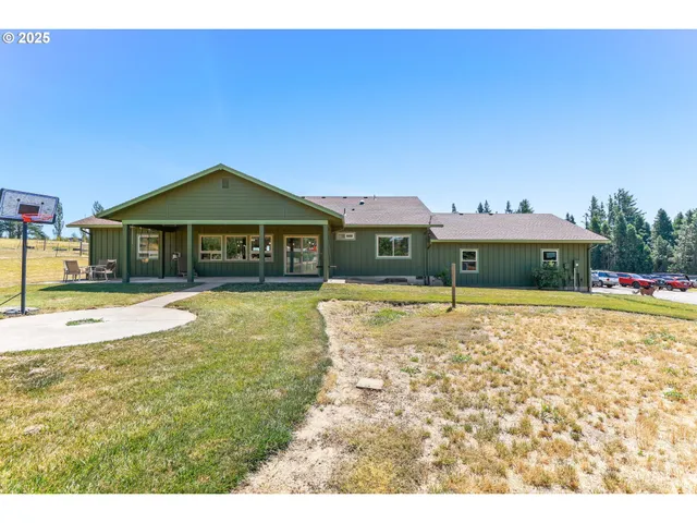 $1,600,000 | 31708 Northeast Wand Road, Troutdale, OR 97060
