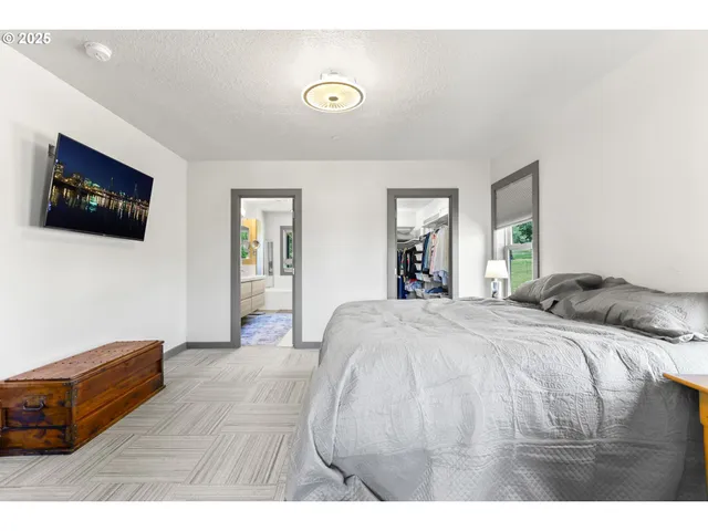 $1,600,000 | 31708 Northeast Wand Road, Troutdale, OR 97060