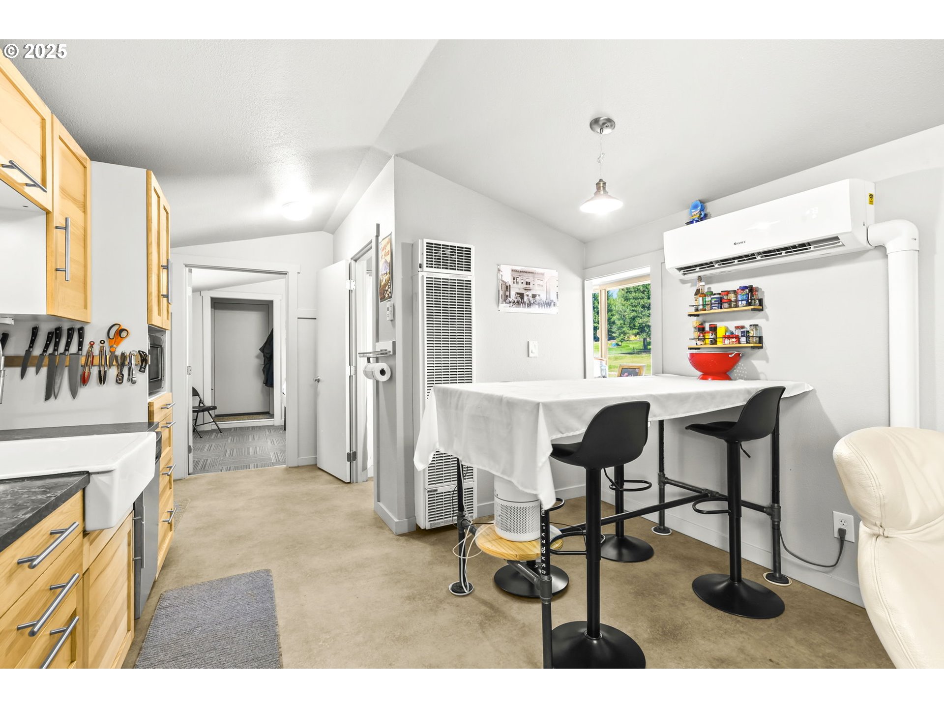 31708 Northeast Wand Road Troutdale, OR 97060 - Photo 31 of 47 Den/Office