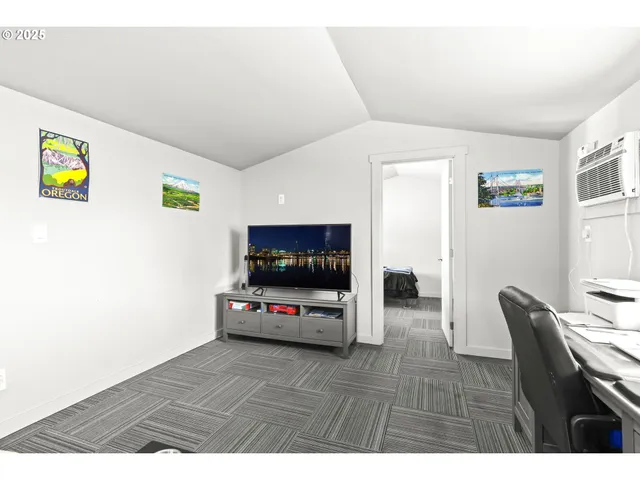 $1,600,000 | 31708 Northeast Wand Road, Troutdale, OR 97060