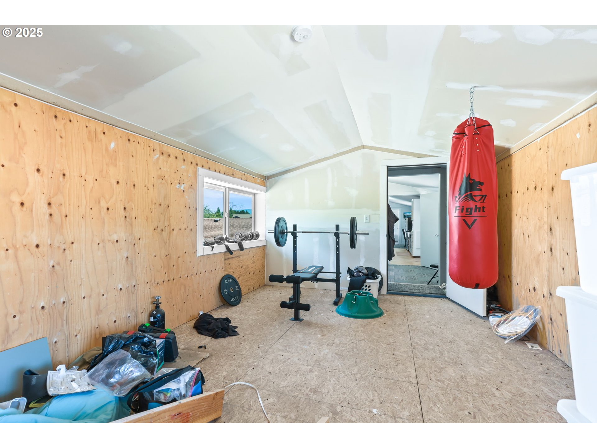 31708 Northeast Wand Road Troutdale, OR 97060 - Photo 36 of 47 Den/Office