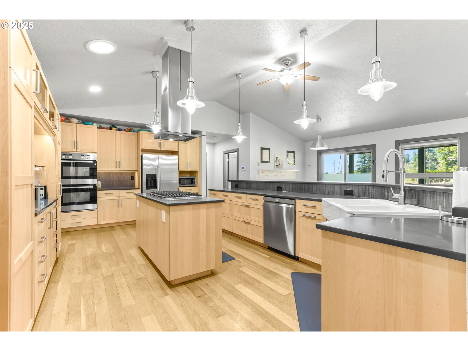 31708 Northeast Wand Road Troutdale, OR 97060 - Photo 7 of 47