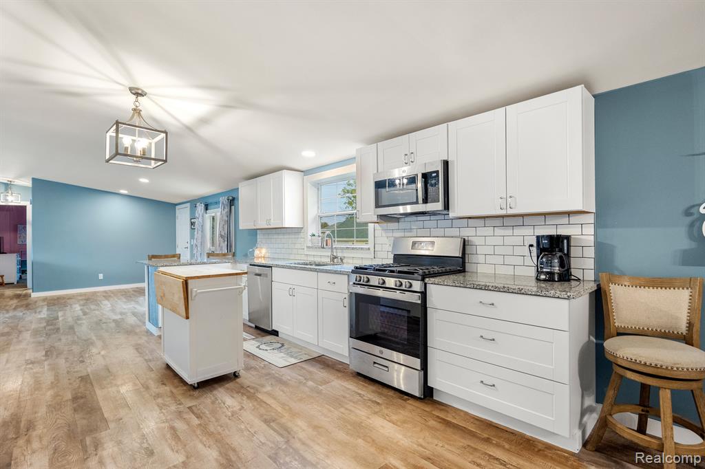 7767 Broadbridge Road Fair Haven, MI 48023 - Photo 6 of 31 Gallery Image 6