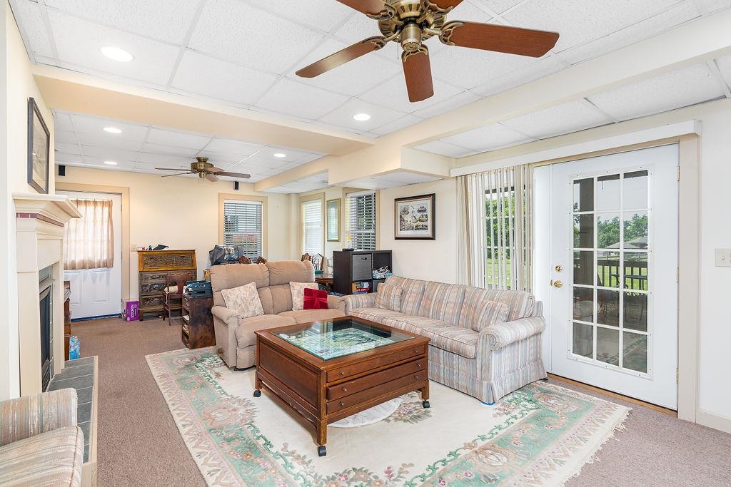 150 Ridgemore Drive Raphine, VA 24472 - Photo 49 of 75 a living room with furniture and a large window
