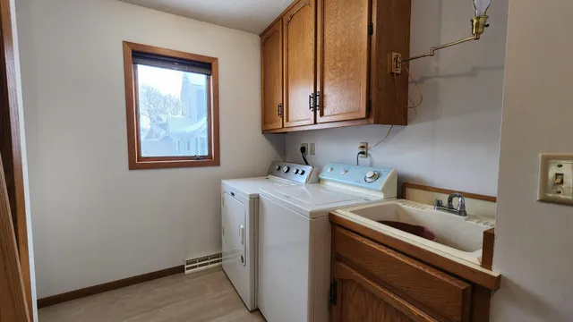 $298,000 | 135 Grove Street North, Cannon Falls, MN 55009