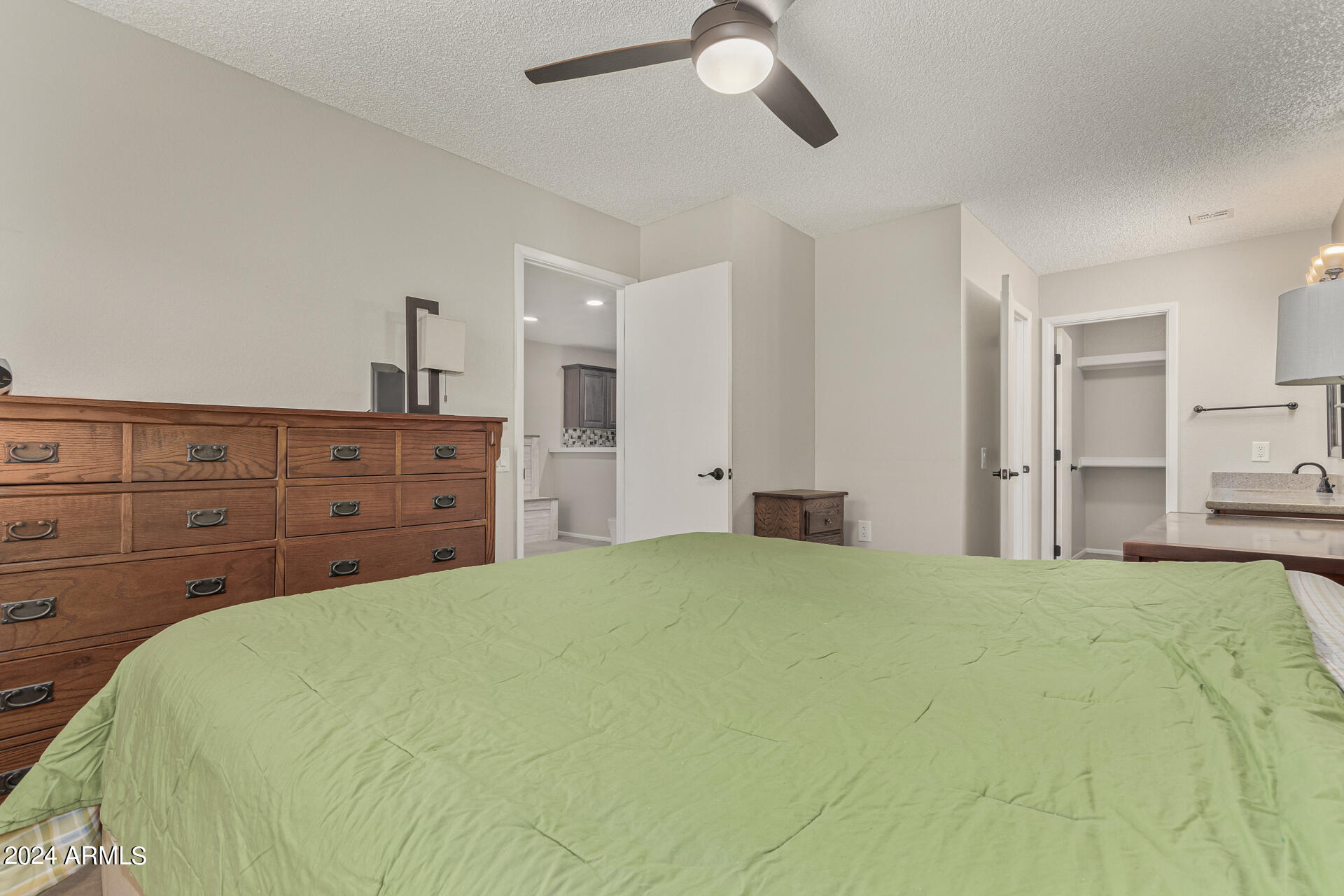 14300 West Bell Road, Unit 508 Surprise, AZ 85374 - Photo 17 of 34 0017-17 - Bell