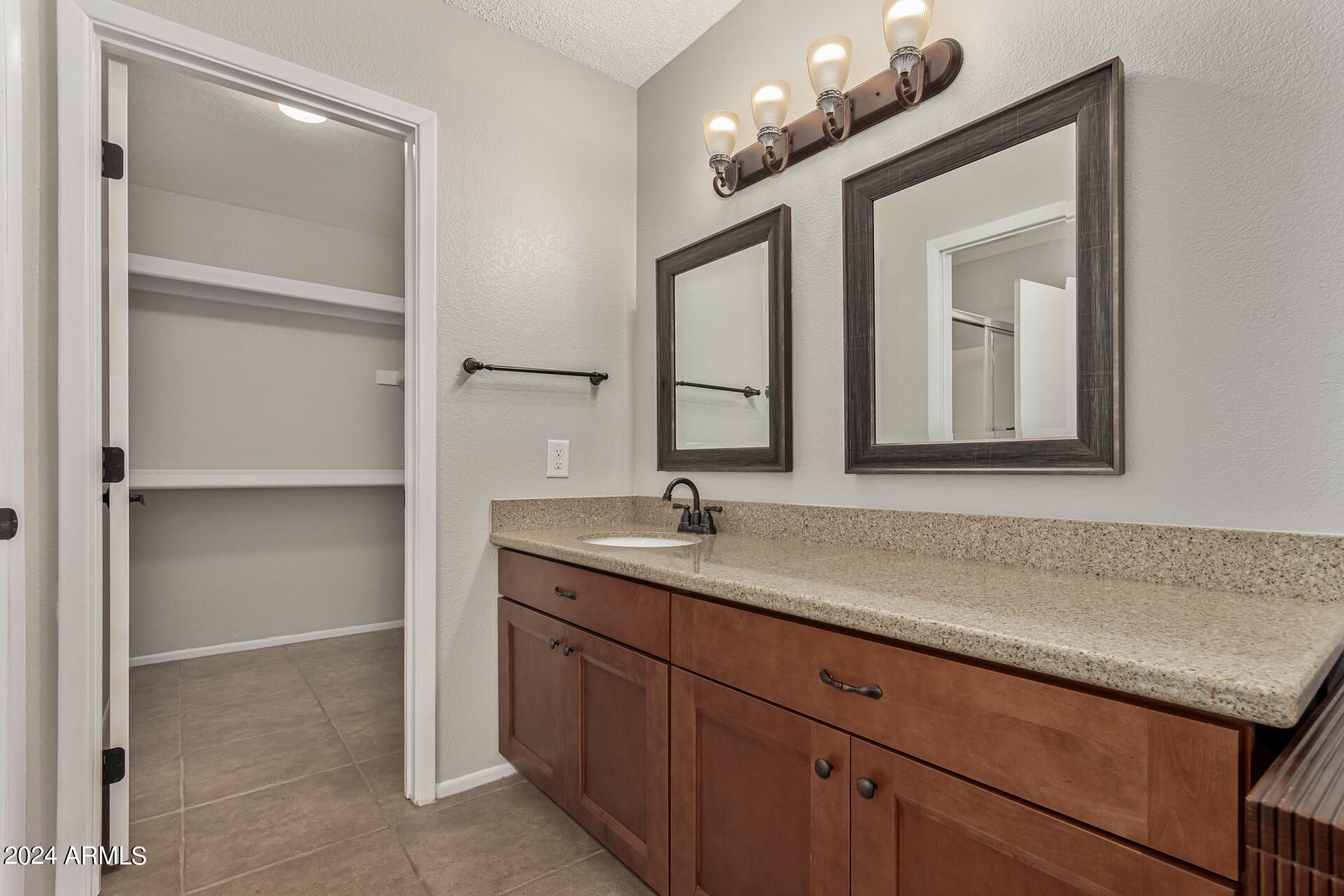 14300 West Bell Road, Unit 508 Surprise, AZ 85374 - Photo 19 of 34 0019-19 - Bell