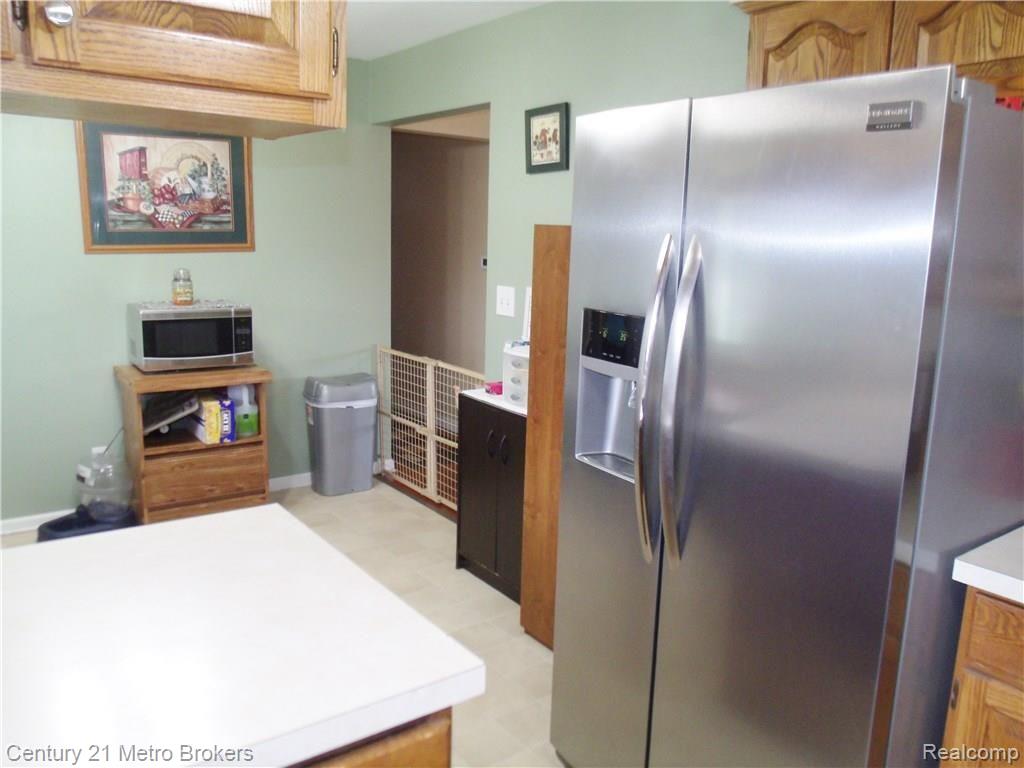 5020 Elms Road Flushing, MI 48433 - Photo 17 of 18