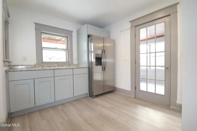 $2,800 | 442 Plymouth Avenue, Schenectady, NY 12308