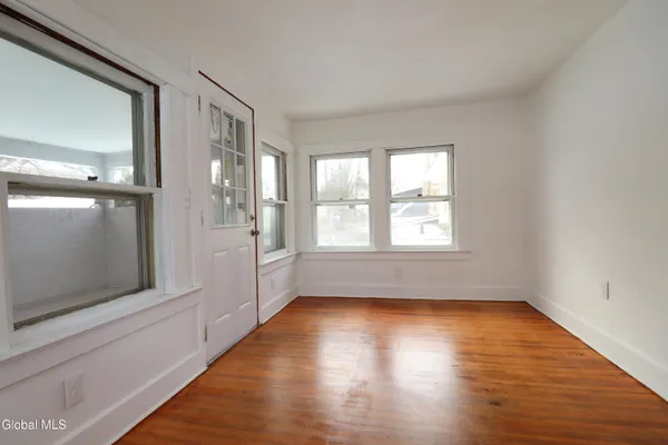 $2,800 | 442 Plymouth Avenue, Schenectady, NY 12308