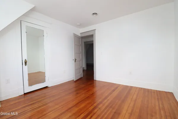 $2,800 | 442 Plymouth Avenue, Schenectady, NY 12308