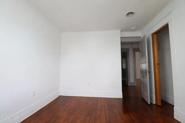 $2,800 | 442 Plymouth Avenue, Schenectady, NY 12308