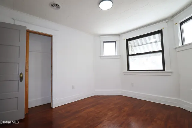 $2,800 | 442 Plymouth Avenue, Schenectady, NY 12308