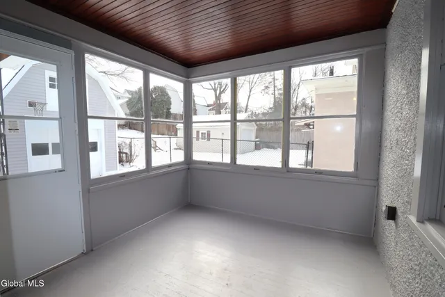 $2,800 | 442 Plymouth Avenue, Schenectady, NY 12308