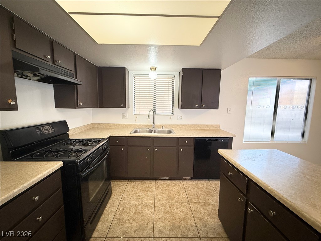 129 Colbath Street Las Vegas, NV 89142 - Photo 8 of 32