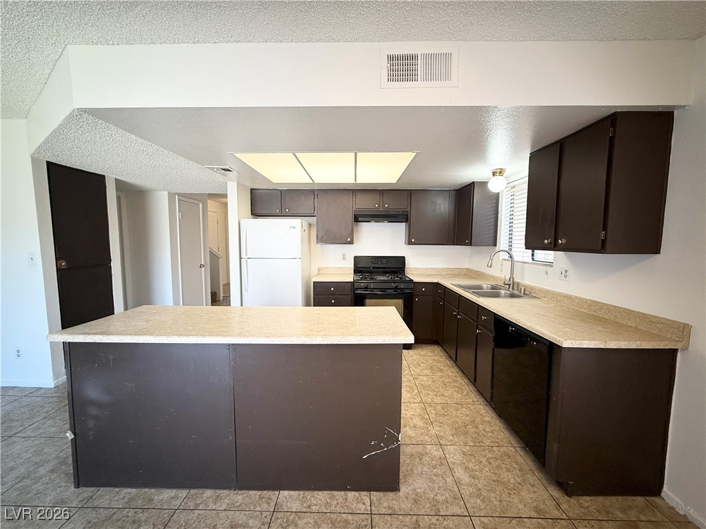 129 Colbath Street Las Vegas, NV 89142 - Photo 10 of 32