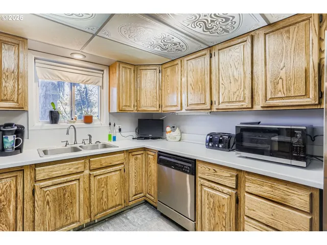 $480,000 | 9310 Southeast Linwood Avenue, Milwaukie, OR 97222