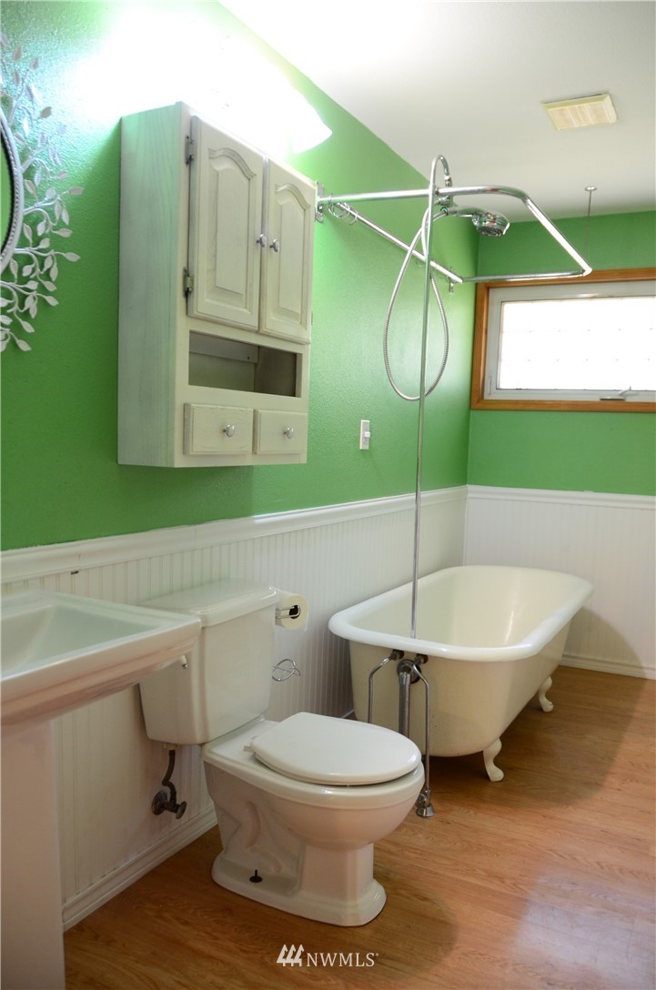 5684 Bulman Road Southeast Port Orchard, WA 98366 - Photo 14 of 23 Gallery Image 14