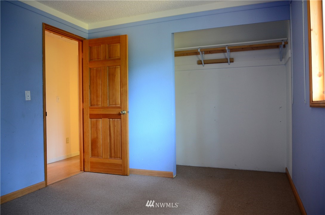 5684 Bulman Road Southeast Port Orchard, WA 98366 - Photo 17 of 23 Gallery Image 17