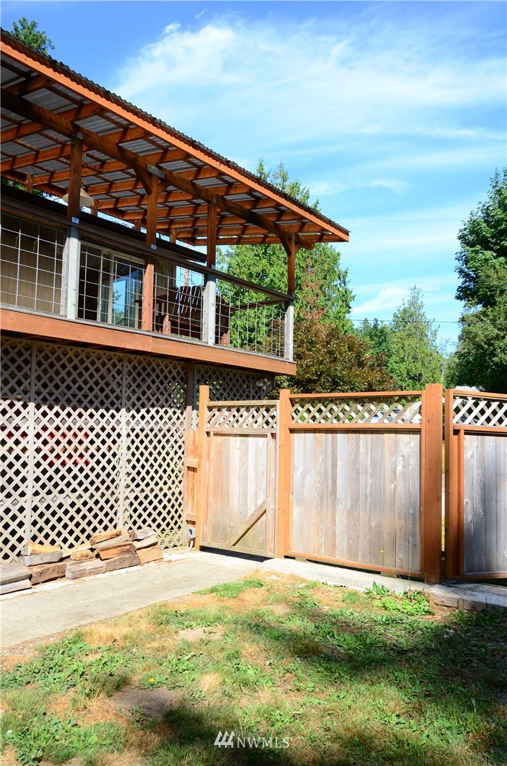5684 Bulman Road Southeast Port Orchard, WA 98366 - Photo 4 of 23 Gallery Image 4