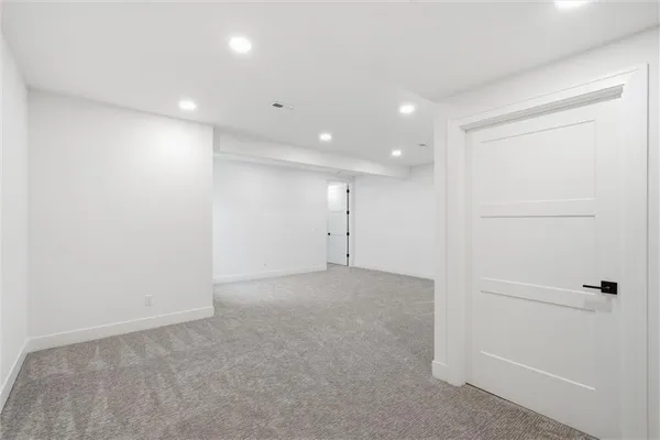 $740,000 | 2714 Northwest 84th Terrace, Kansas City, MO 64154