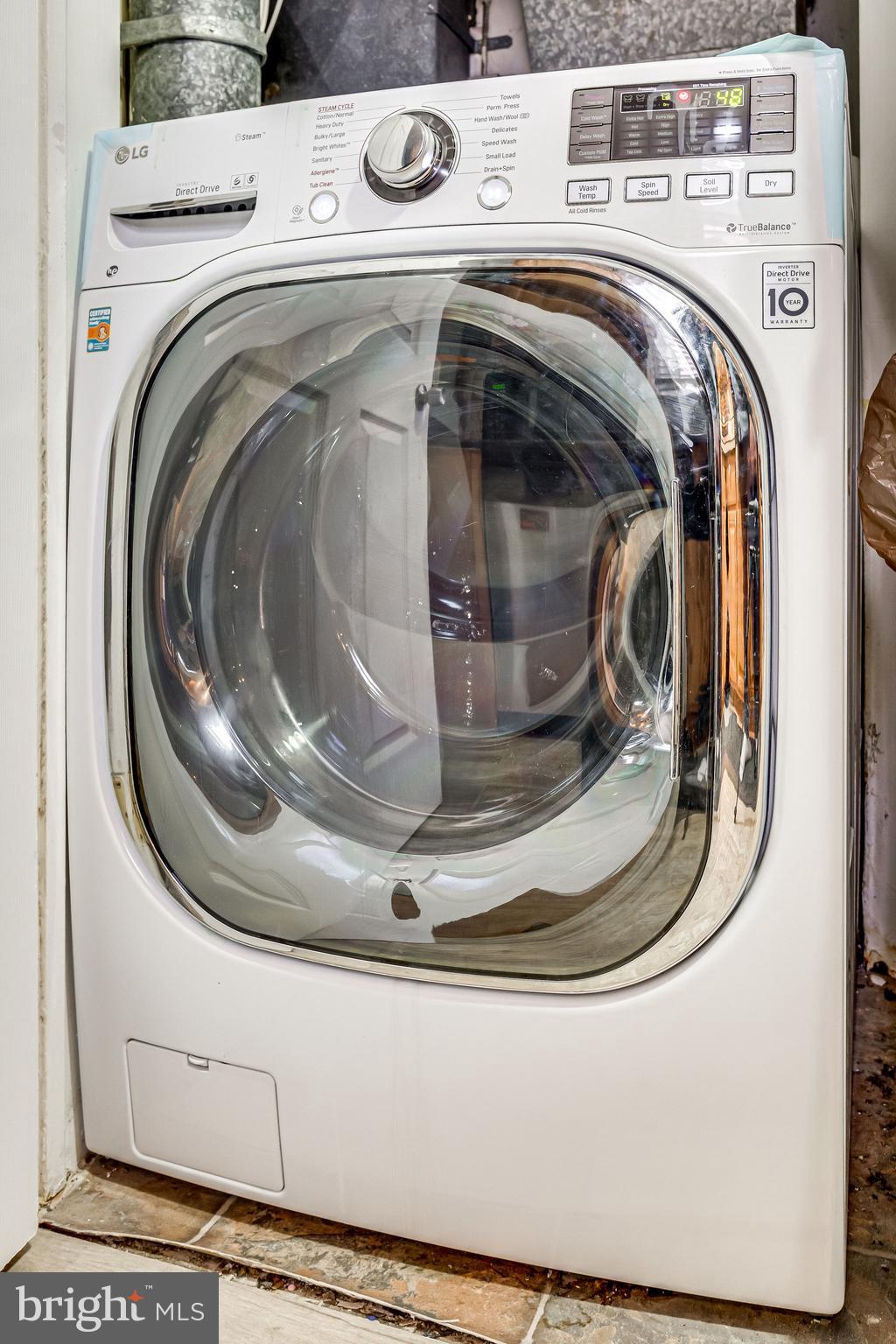 4809 Oglethorpe Street Riverdale, MD 20737 - Photo 16 of 48 Washer/Dryer