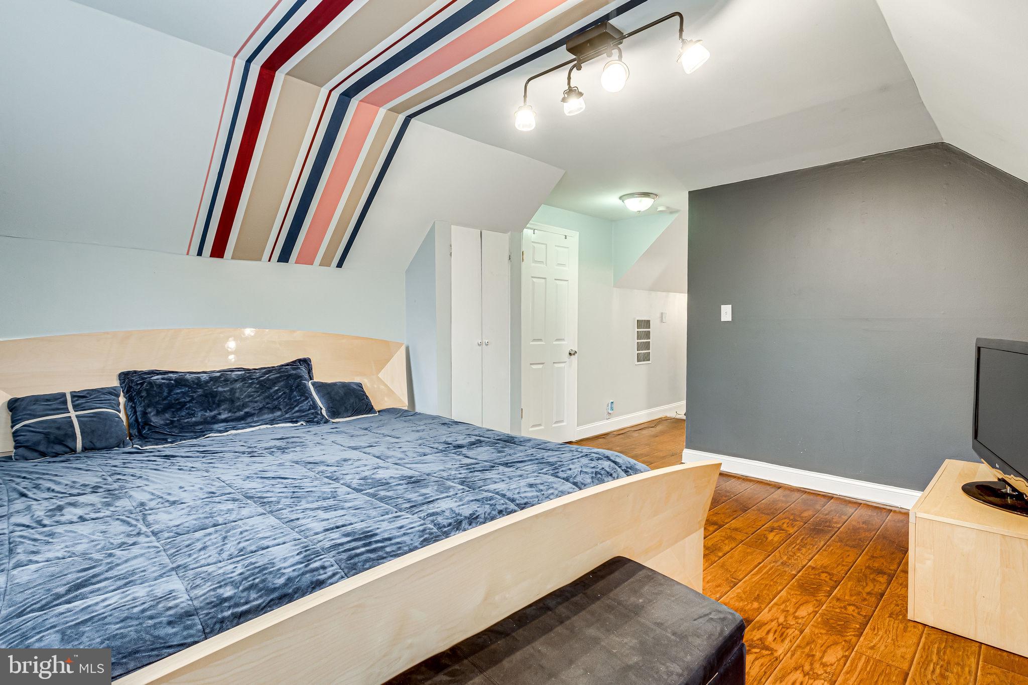 4809 Oglethorpe Street Riverdale, MD 20737 - Photo 28 of 48 Owner's Suite