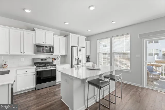 $569,000 | 35 Sisters Farmstead Dr Mount, Mount Laurel, NJ 08054