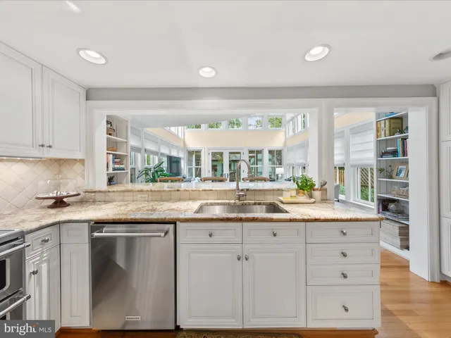 $1,195,000 | 107 East Chestnut Street, St. Michaels, MD 21663