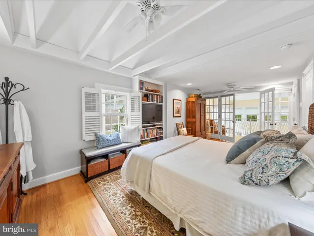 $1,195,000 | 107 East Chestnut Street, St. Michaels, MD 21663