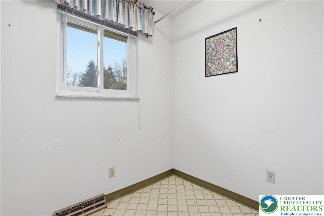 5271 Camp Meeting Road Center Valley, PA 18034 - Photo 27 of 38 Gallery Image 27