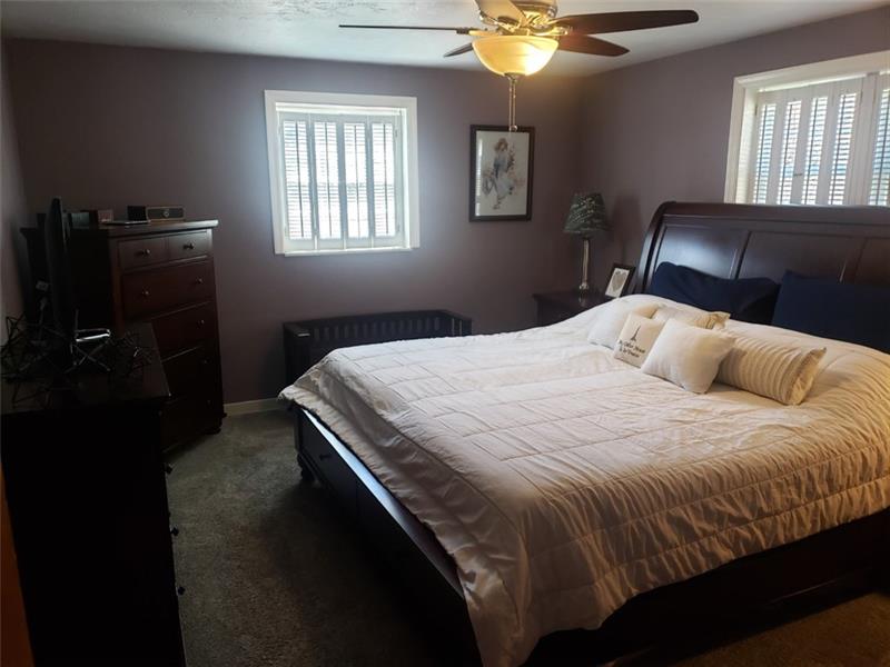 1105 Broughton Road Pittsburgh, PA 15236 - Photo 12 of 24 Gallery Image 12
