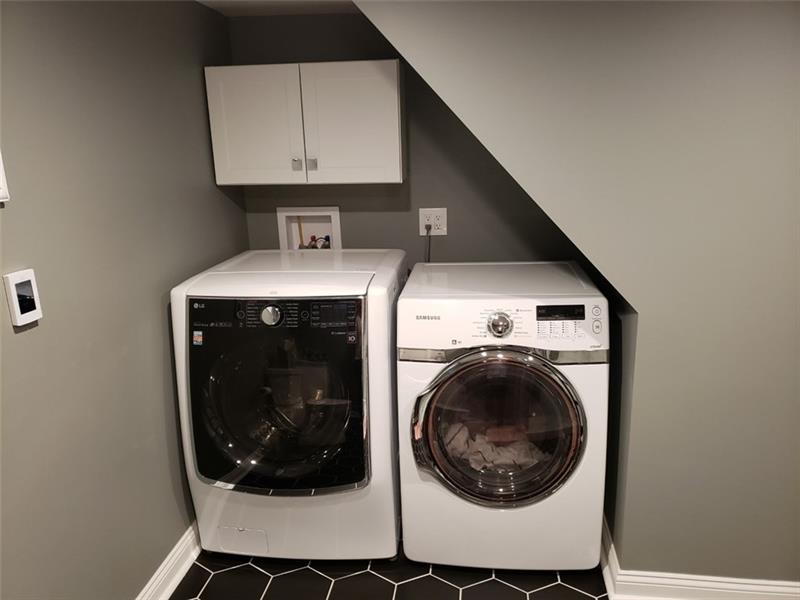 1105 Broughton Road Pittsburgh, PA 15236 - Photo 23 of 24 Gallery Image 23