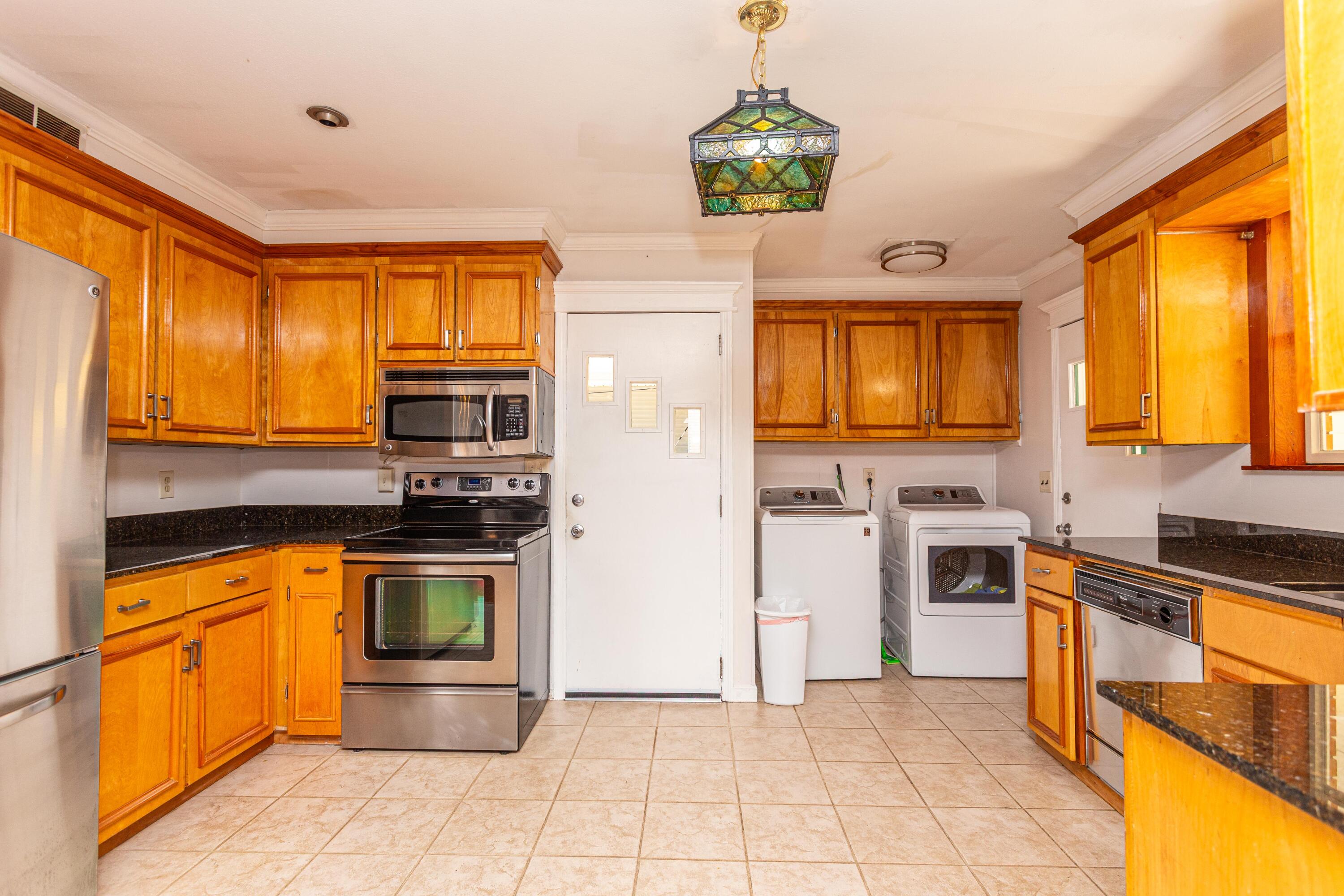 505 Stratford Drive Augusta, GA 30909 - Photo 4 of 32 Kitchen