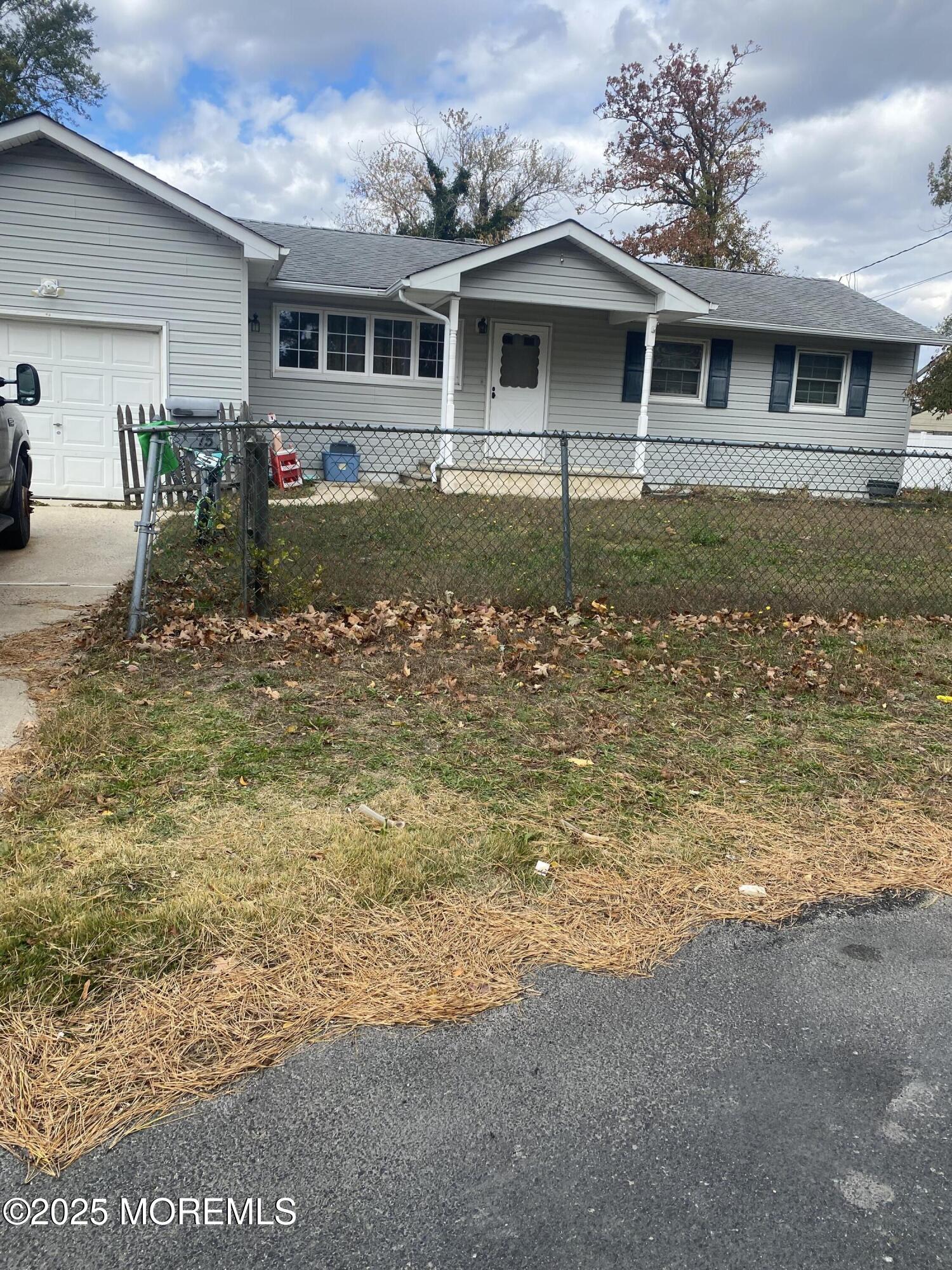 75 Maplewood Circle Brick, NJ 08723 - Photo 7 of 16 IMG_3267