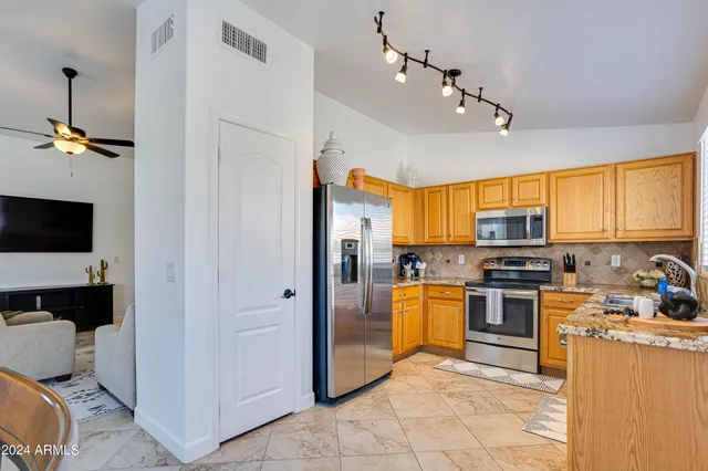 $3,900 | 1452 East Torrey Pines Lane, Chandler, AZ 85249