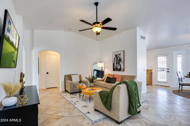 $3,900 | 1452 East Torrey Pines Lane, Chandler, AZ 85249