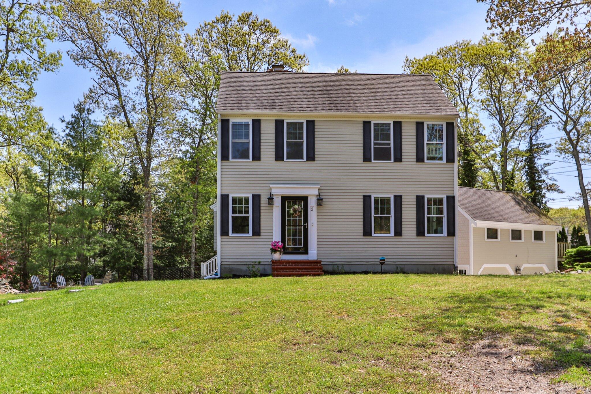 2 Palmer Road East Sandwich, MA 02537 - Photo 3 of 74 a house view with a garden space
