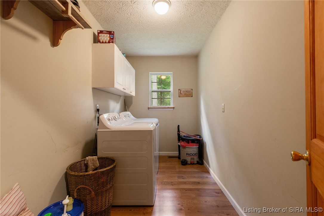 10440 East Saylor Road Salem, IN 47167 - Photo 31 of 57 Convenient first floor laundry!
