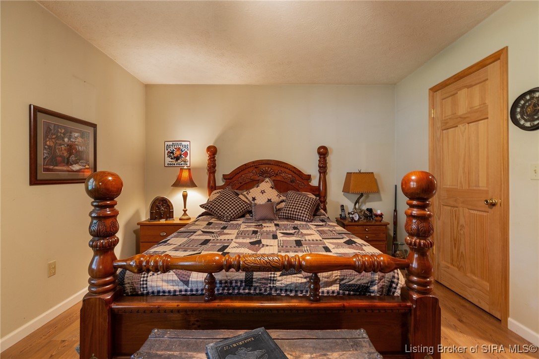 10440 East Saylor Road Salem, IN 47167 - Photo 33 of 57 First floor primary!