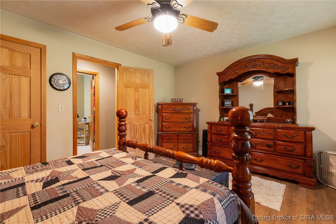 10440 East Saylor Road Salem, IN 47167 - Photo 34 of 57 Well maintained!