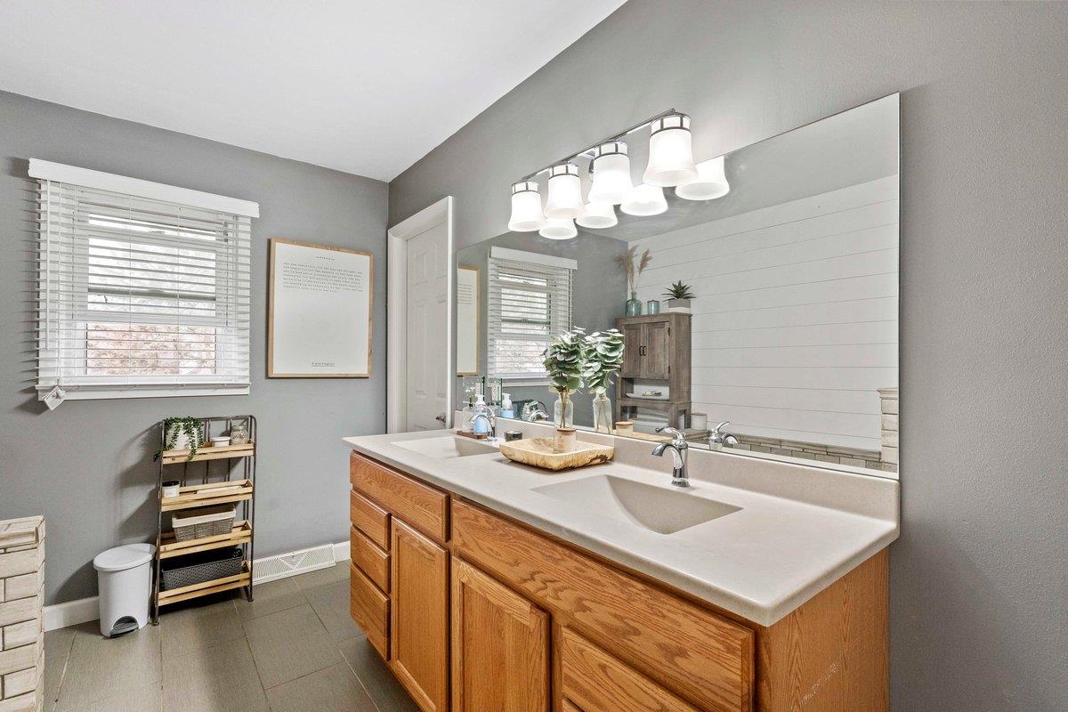 6258 Fox DeForest, WI 53532 - Photo 19 of 42