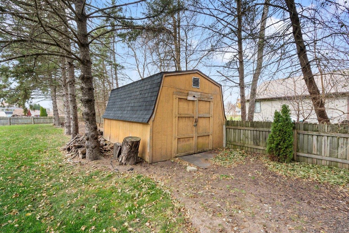 6258 Fox DeForest, WI 53532 - Photo 38 of 42