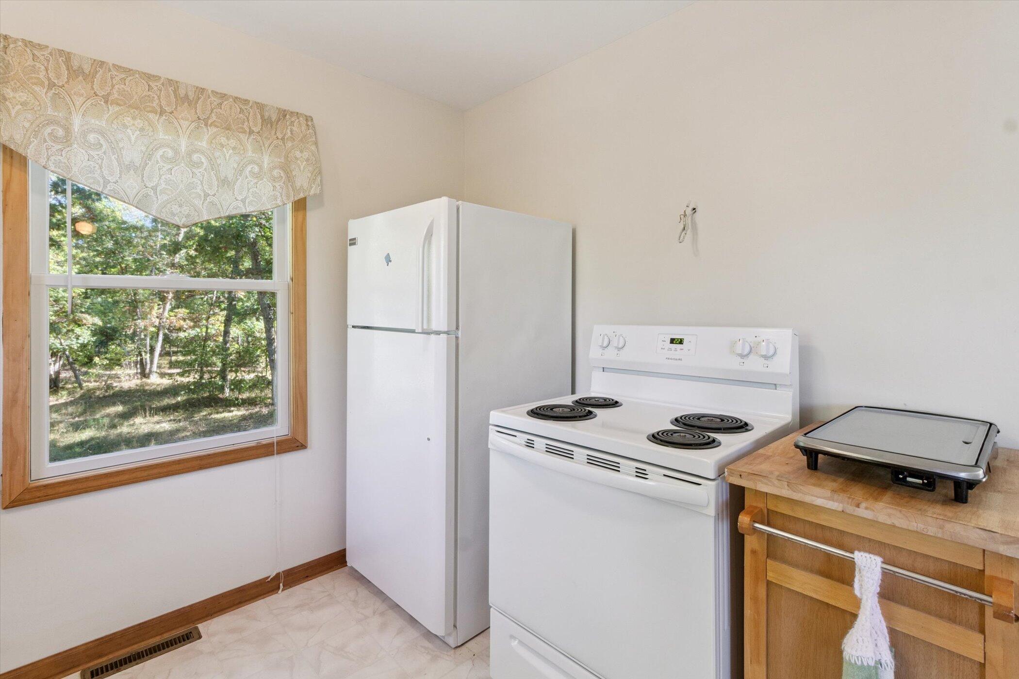 5594 South Peacock Trail Baldwin, MI 49304 - Photo 27 of 54 16-5594-S-Peacock-Trail-Baldwin-MI-49304